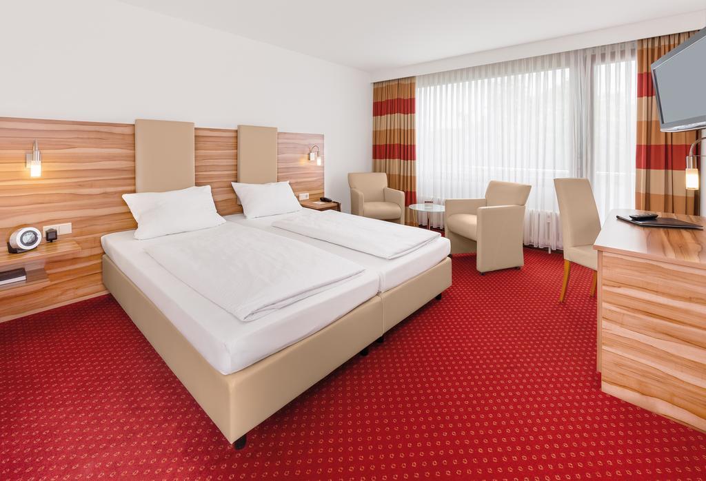 Hotel Engelhardt Pfullingen Ngoại thất bức ảnh